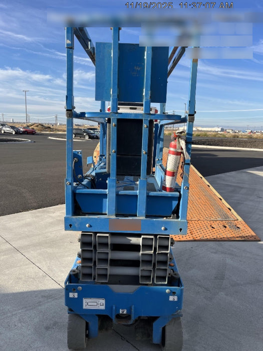 2020 Genie GS-1930 Solid Non Marking Tires, Beacon, Folding rails with half height swing gate, 800W Inverter