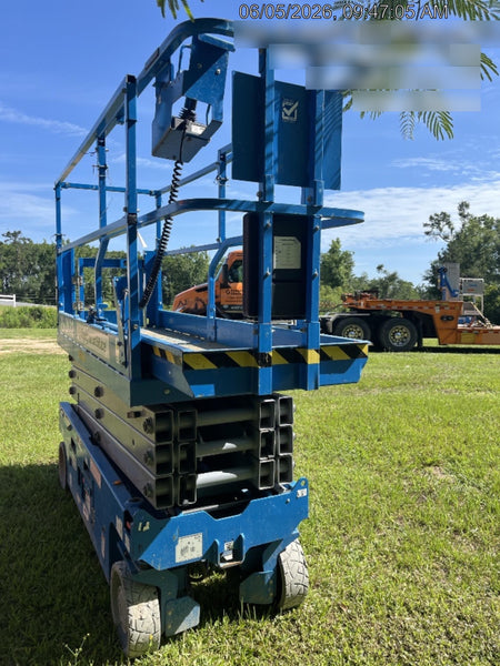 2023 GENIE GS-2632