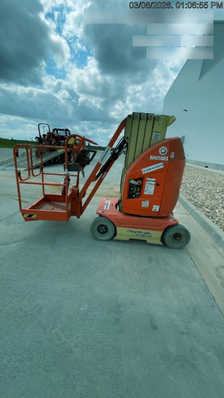 2022 JLG 26E