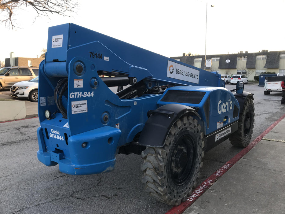 2020 GENIE GTH-844