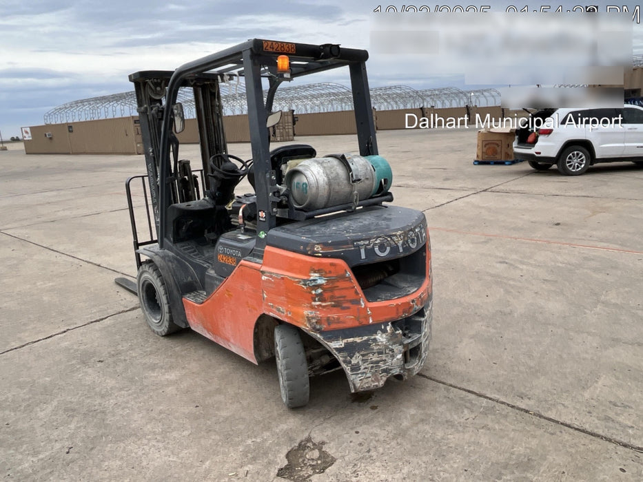 2022 TOYOTA 50-8FGU25