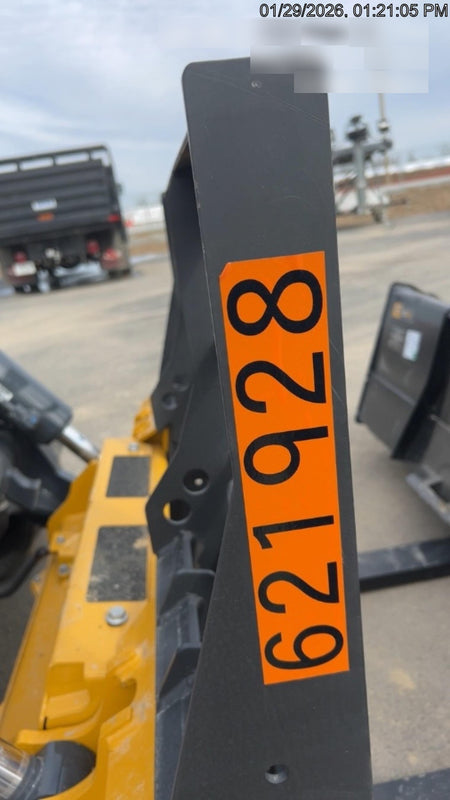 2025 ARROW MATERIAL HANDLING 48" Pallet Forks - Arrow
