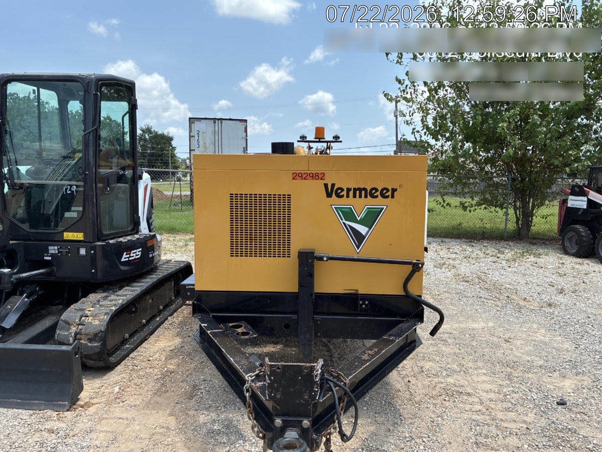 2023 Vac-Tron LP573XDT T4 Koehler Diesel Engine, 500 Gallon Debris Tank, x2 100 Gallon Water Tanks