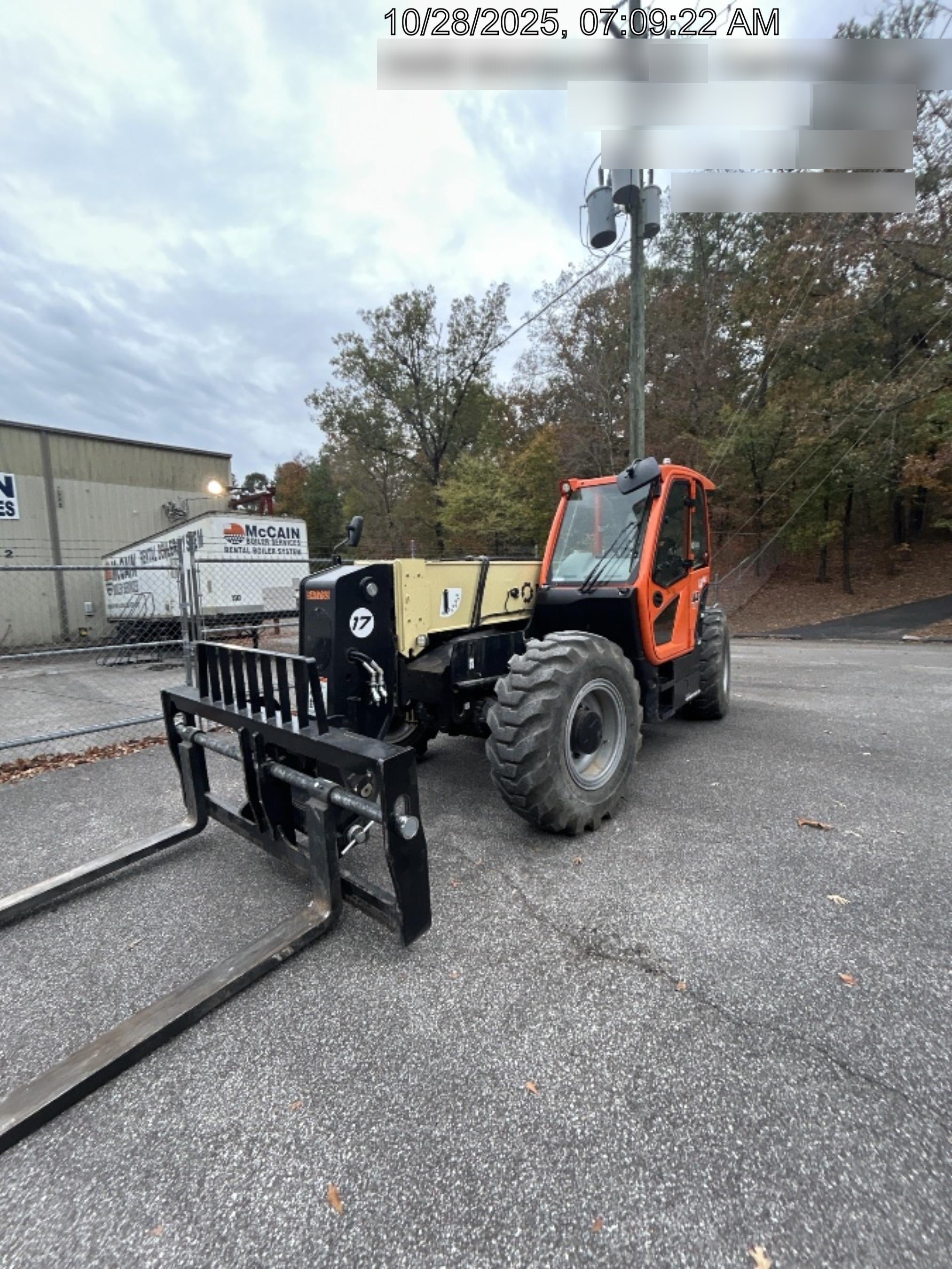 2025 JLG 1732