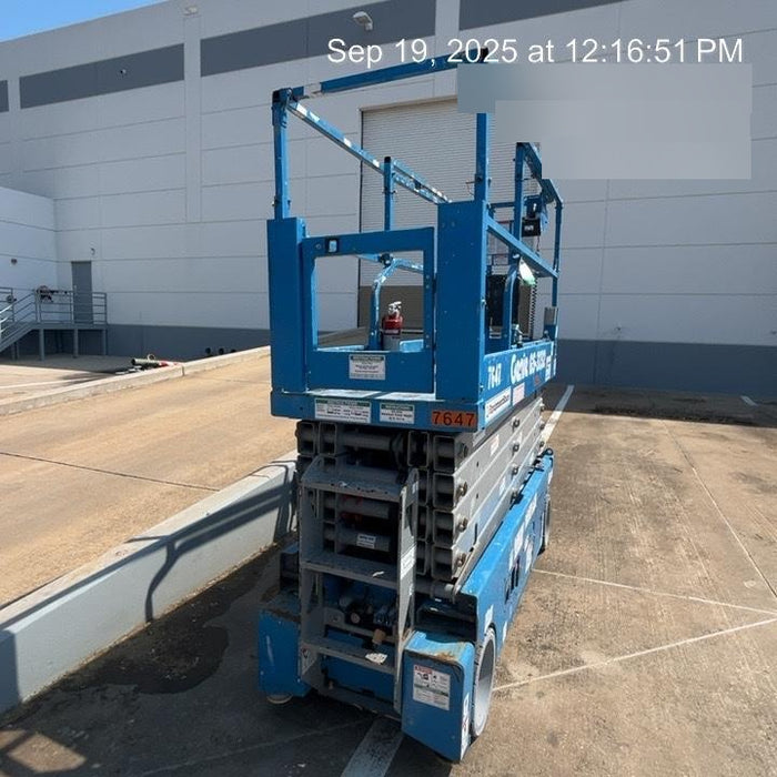 2017 Genie GS-3232 Genie GS3232 Lift w/Folding Rails and Swing Gate