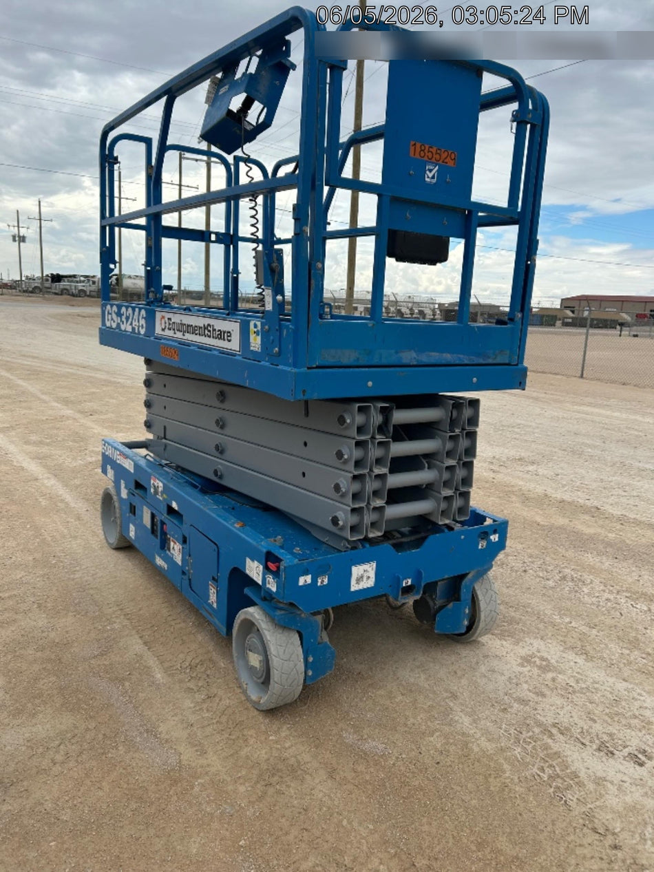 2021 GENIE GS-3246