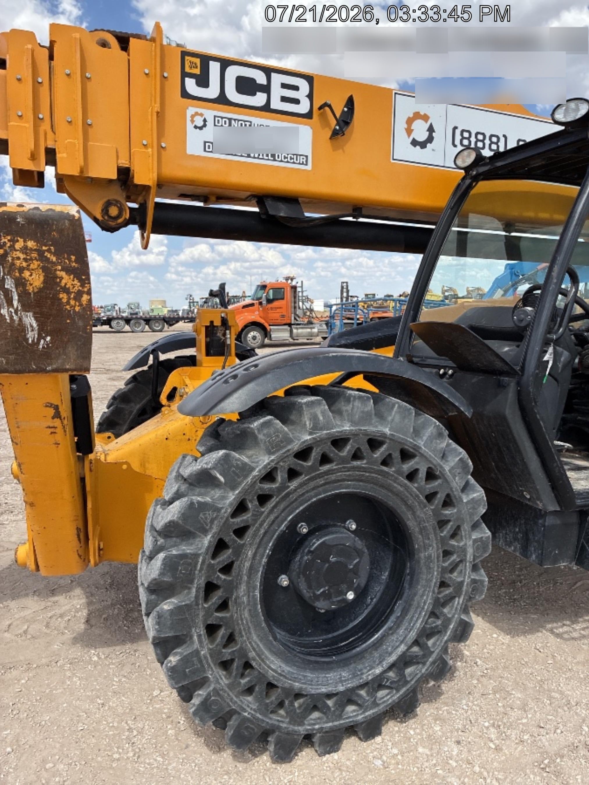 2021 JCB 510-56