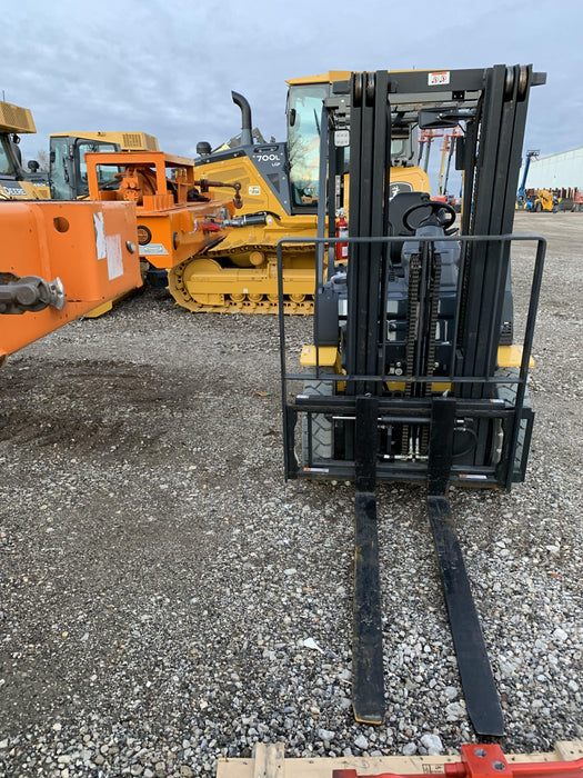 2021 KOMATSU FG25T-16