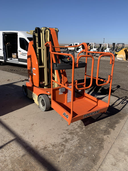 2022 JLG 26E