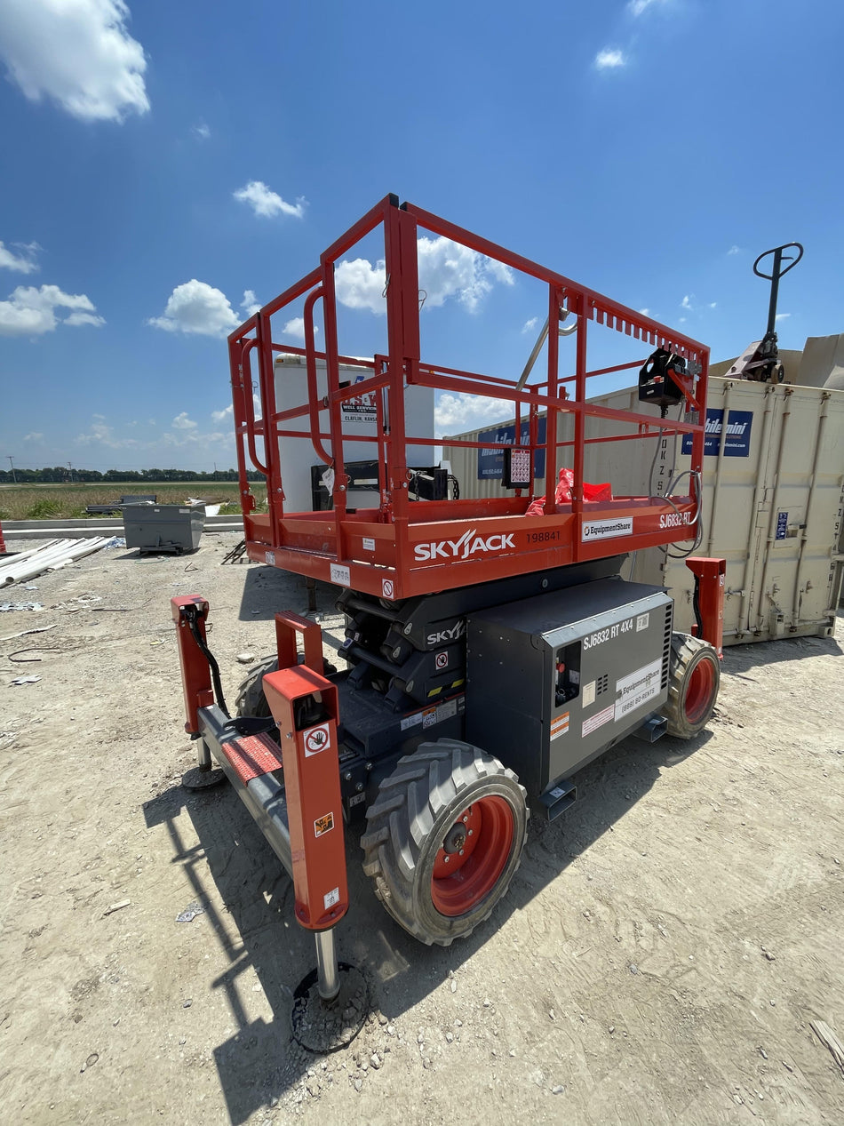 2021 SKYJACK SJ6832 RT