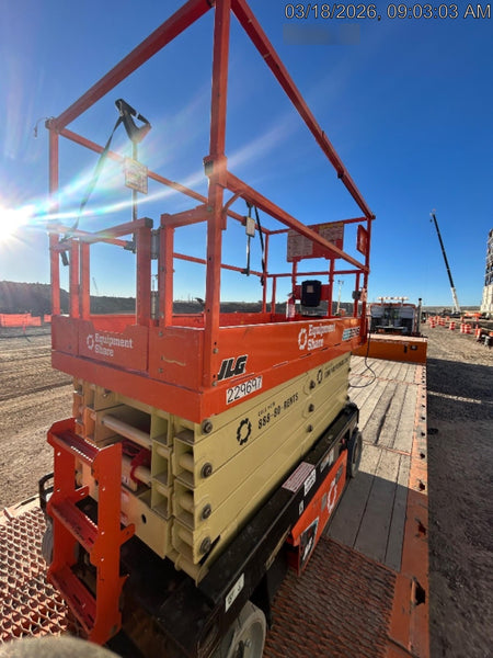 2022 JLG ES3246