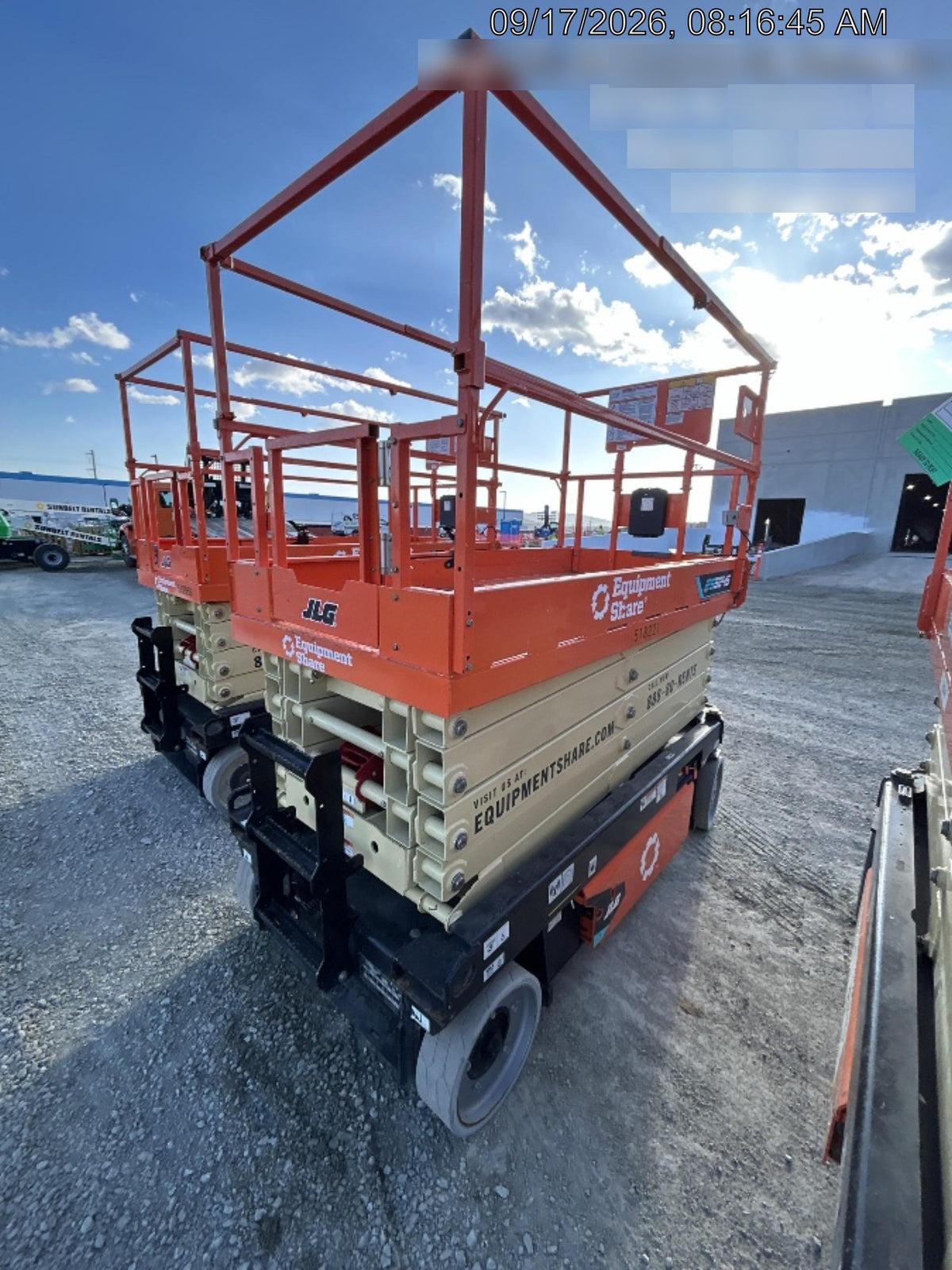 2025 JLG ES3246