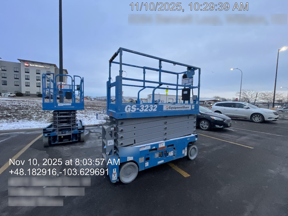 2022 GENIE GS-3232