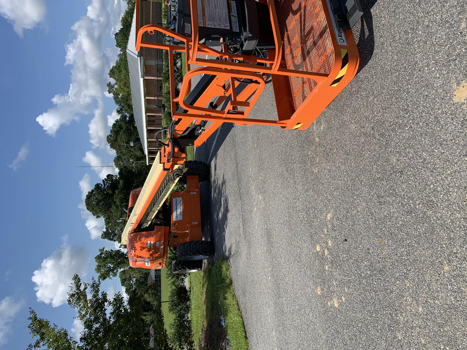 2020 JLG 660SJ