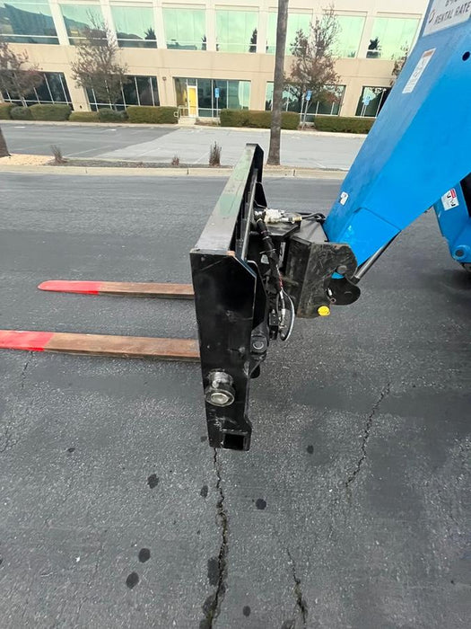 2021 GENIE 72" Swing Carriage - Genie