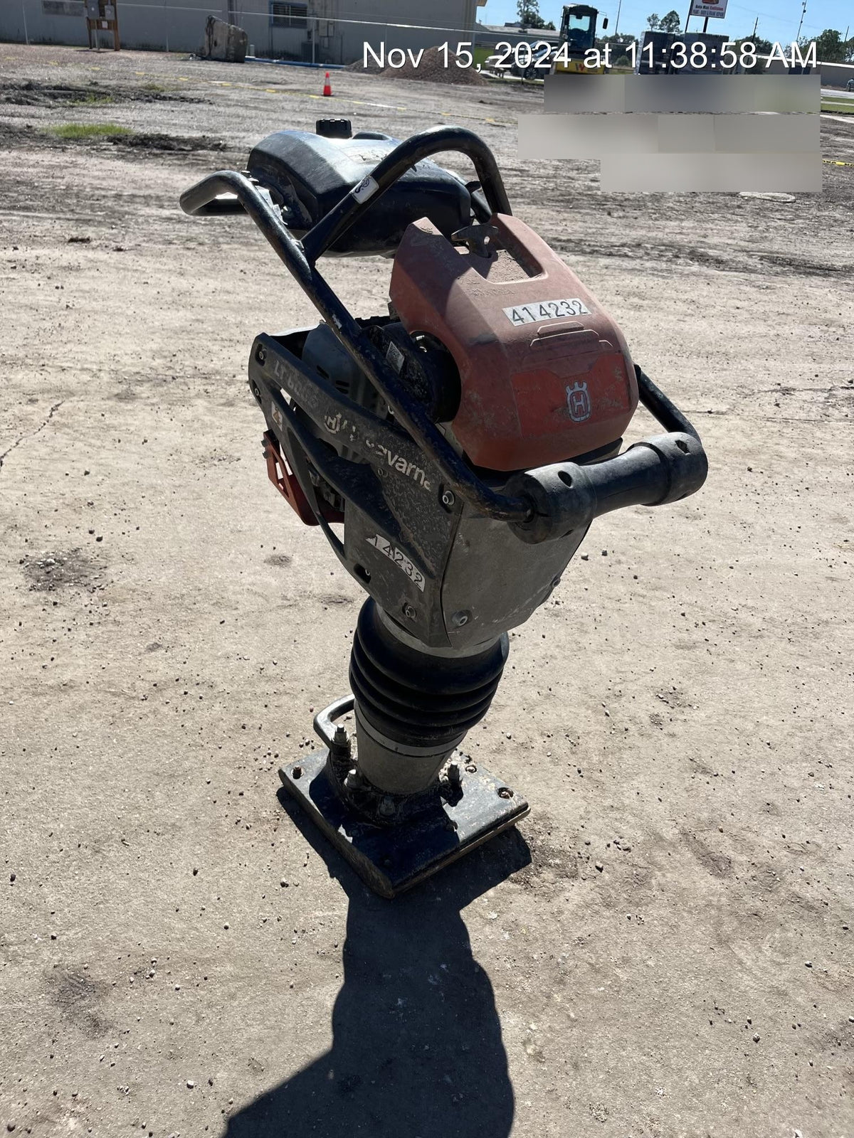 2024 HUSQVARNA LT6005