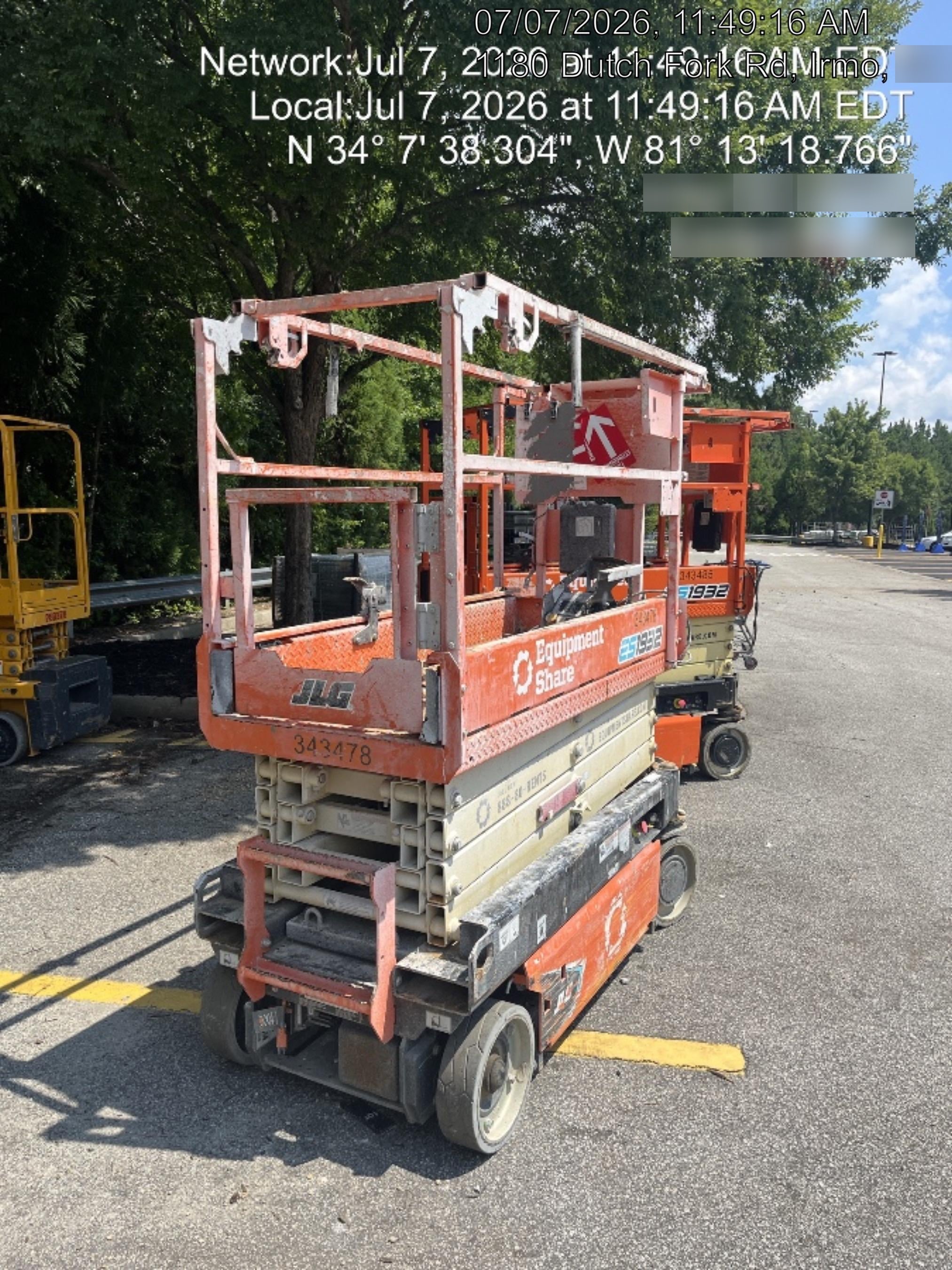 2023 JLG ES1932
