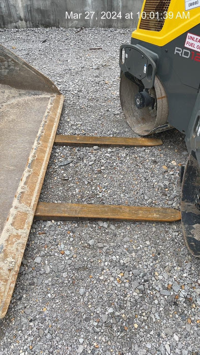 2022 PALADIN 48" Pallet Forks - Paladin