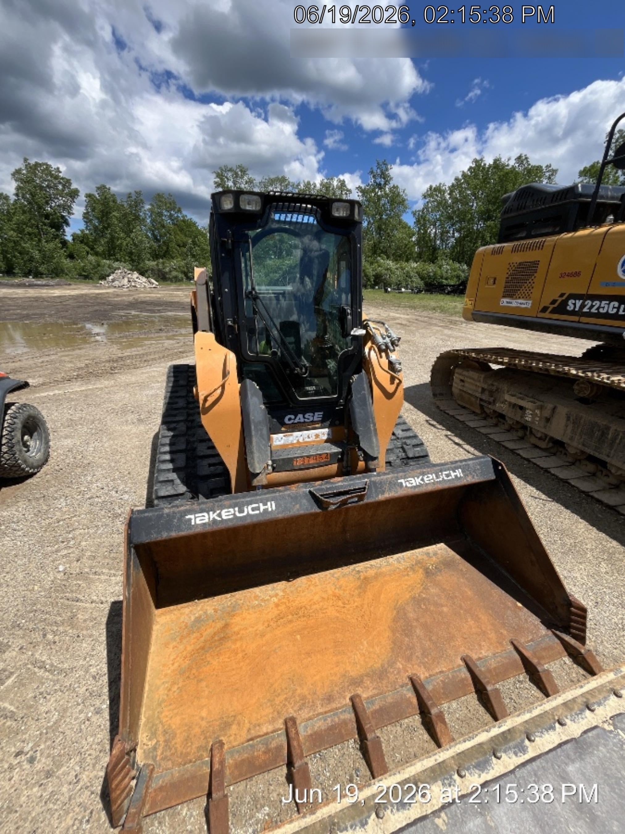 2021 CASE TV450B