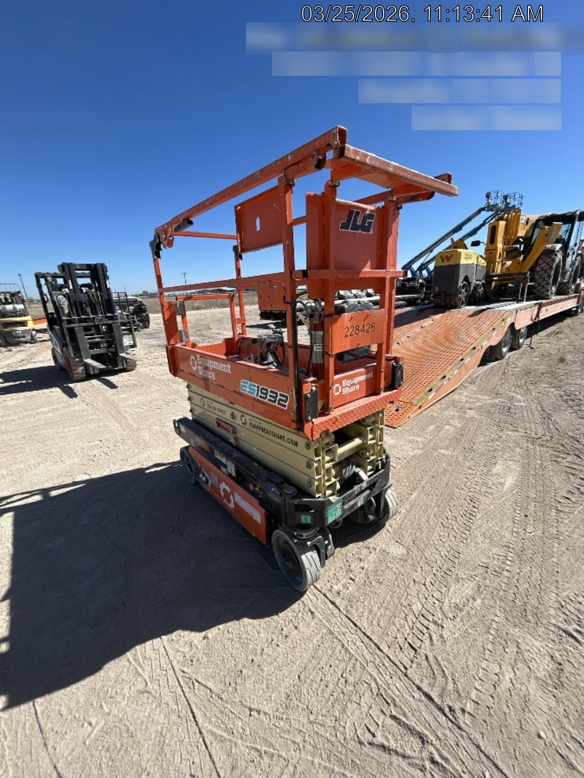 2022 JLG ES1932