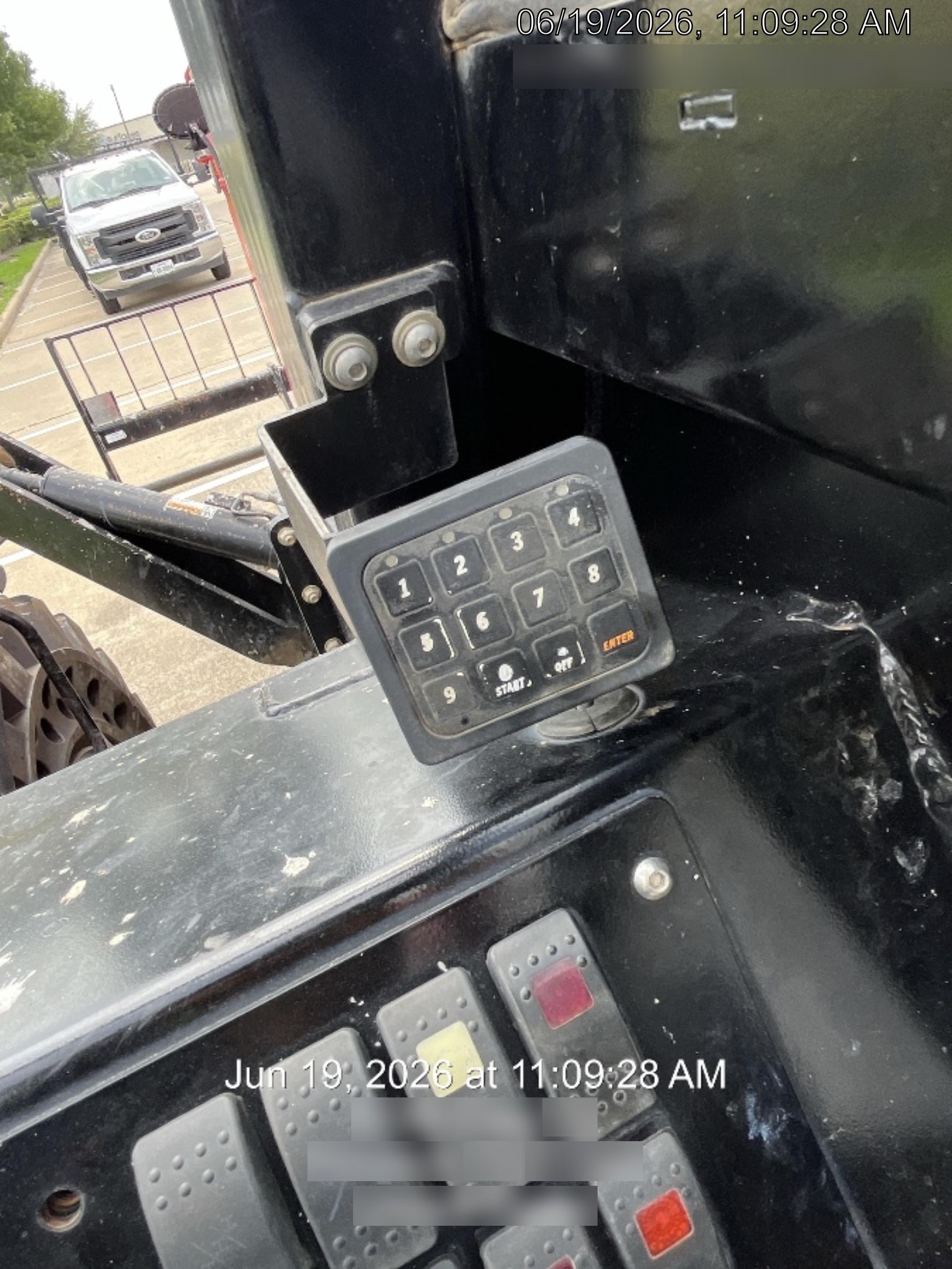 2022 MANITOU MTA10055