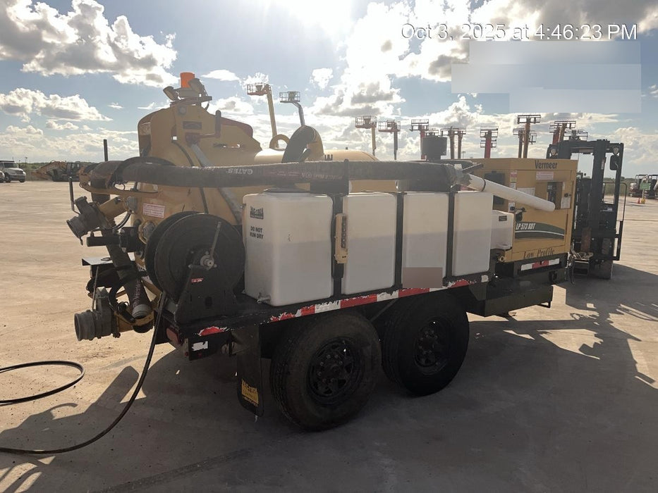2020 Vac-Tron LP573XDT 24 HP Kohler Diesel Engine (Tier 4 Final), Includes 500 Gallon Debris Tank w/ Hydraulic Tilt, two (2) 100 Gallon Water Tanks, Low Profile Torsion Axles (12,000 GVWR), Manual Jack