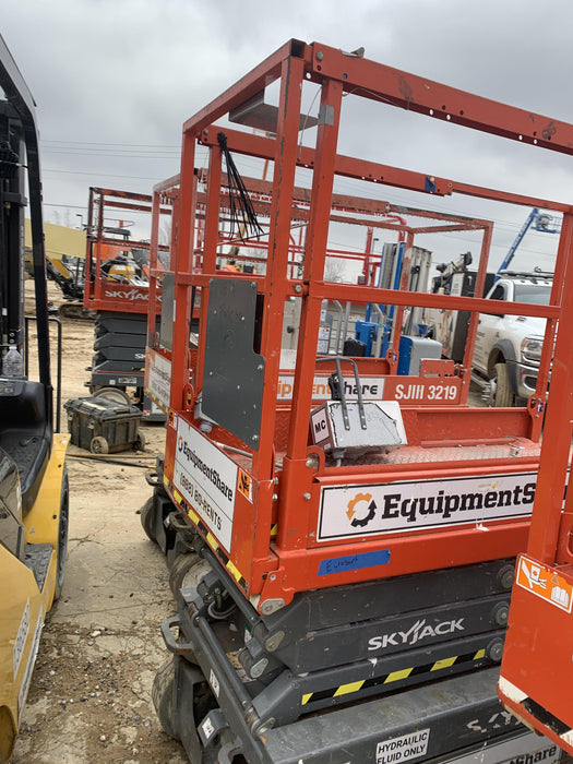 2019 Skyjack SJIII-3219 Standard Options, Trojan Batteries