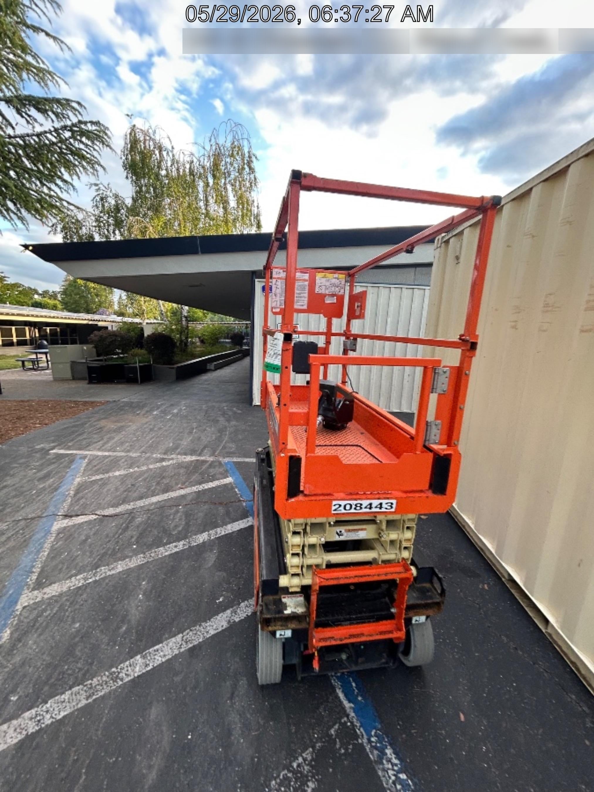 2022 JLG R1932