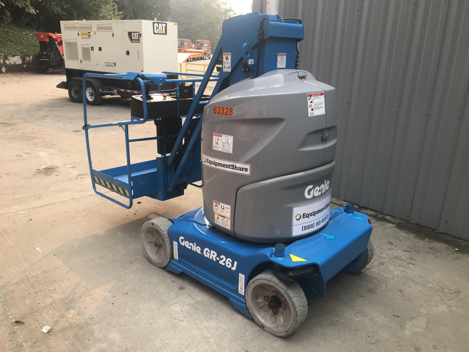 2020 GENIE GR-26J