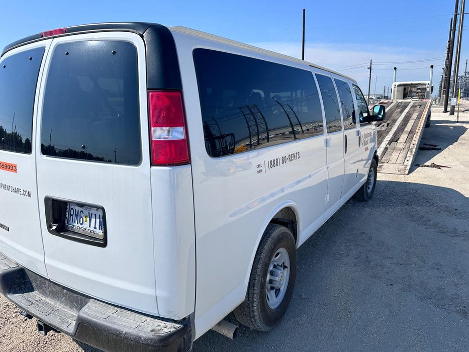 2025 CHEVROLET Express Van - Rental