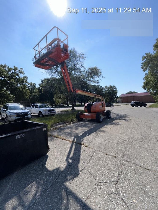 2018 JLG 600AJ
