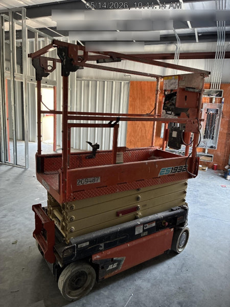 2022 JLG ES1932