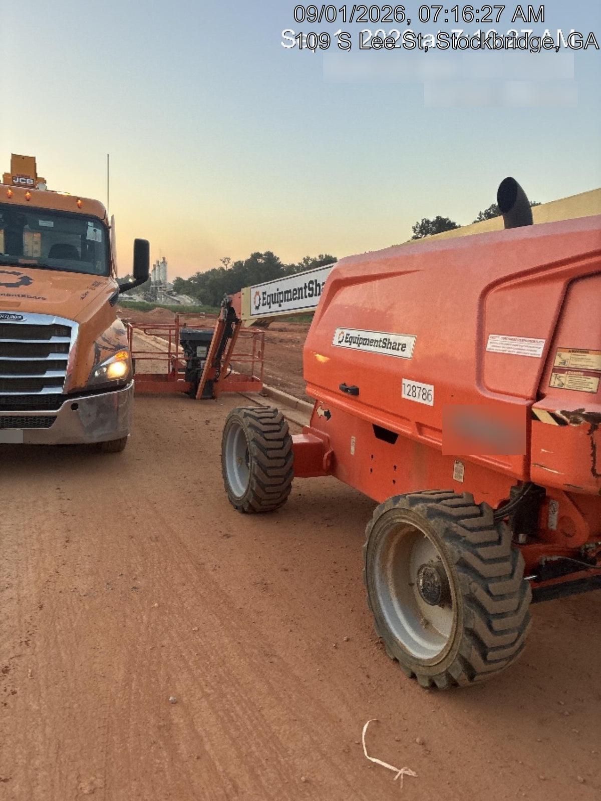 2021 JLG 660SJ