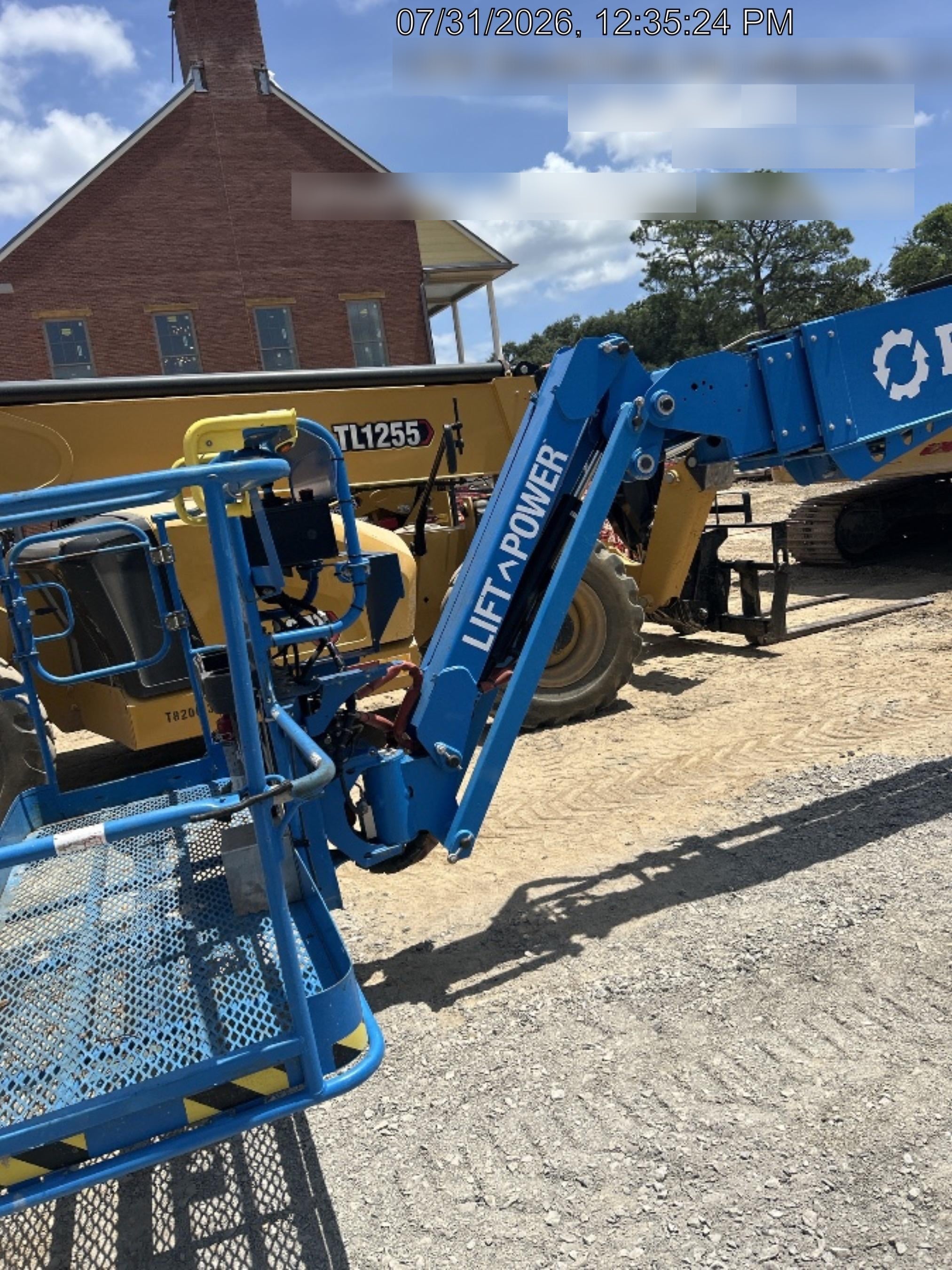 2024 GENIE S-85 XC