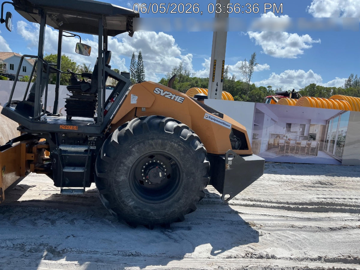 2023 CASE SV211E
