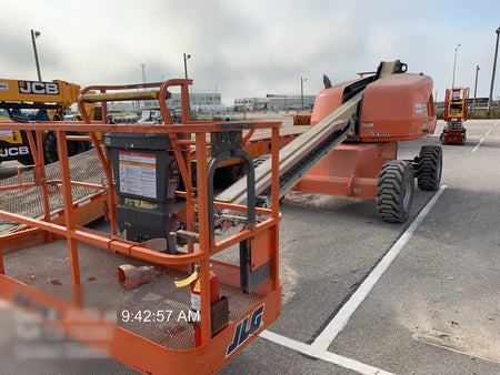 2019 JLG 400S
