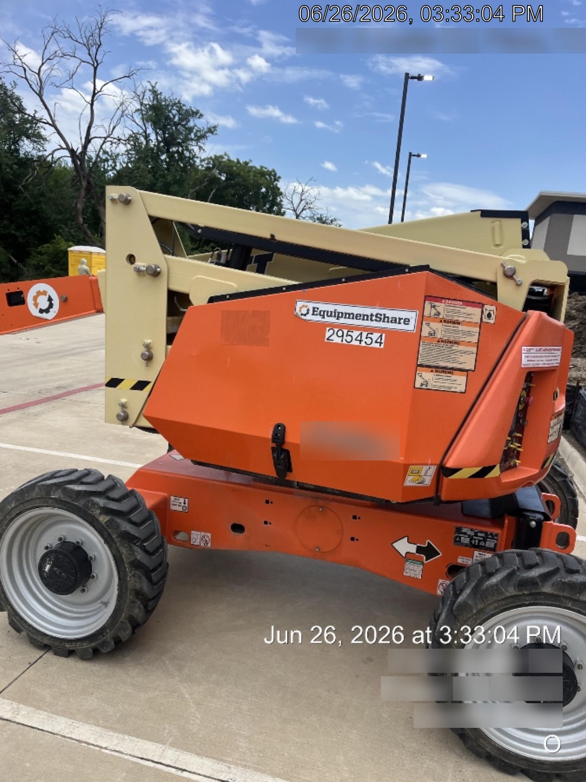 2023 JLG 340AJ