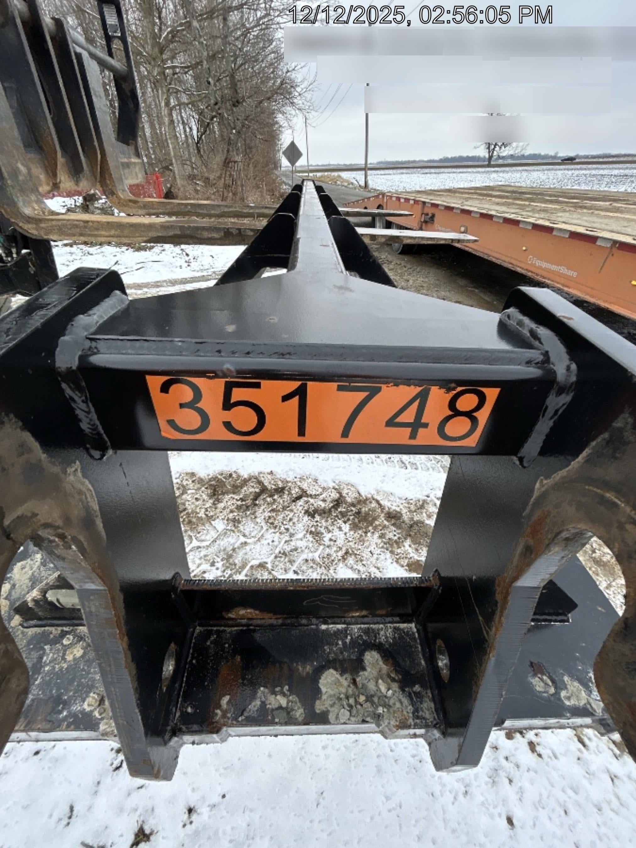 2023 JLG 1001275853