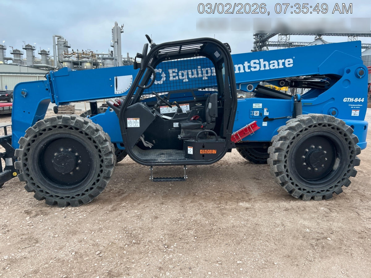 2024 GENIE GTH-844