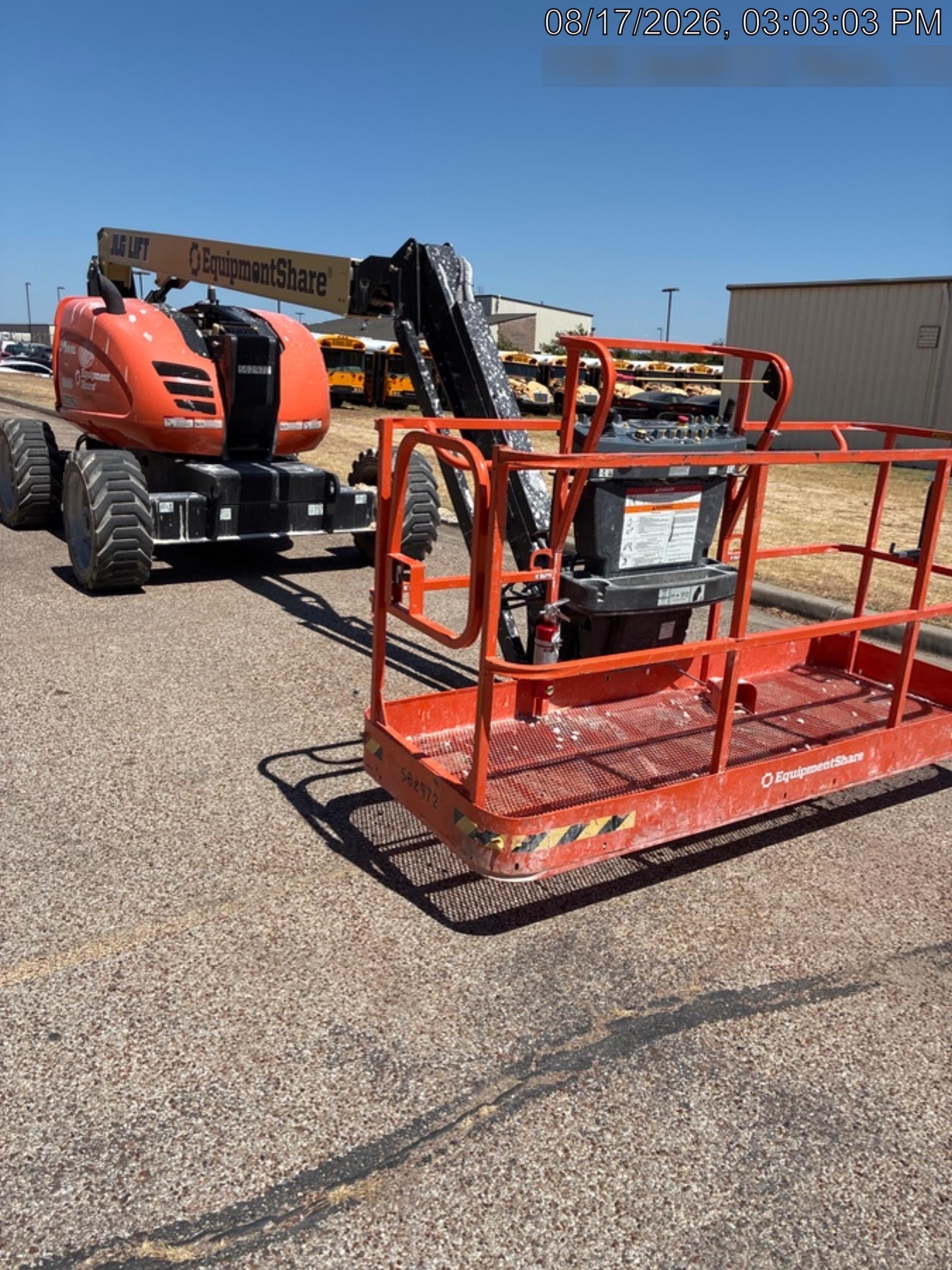 2025 JLG 600AJ