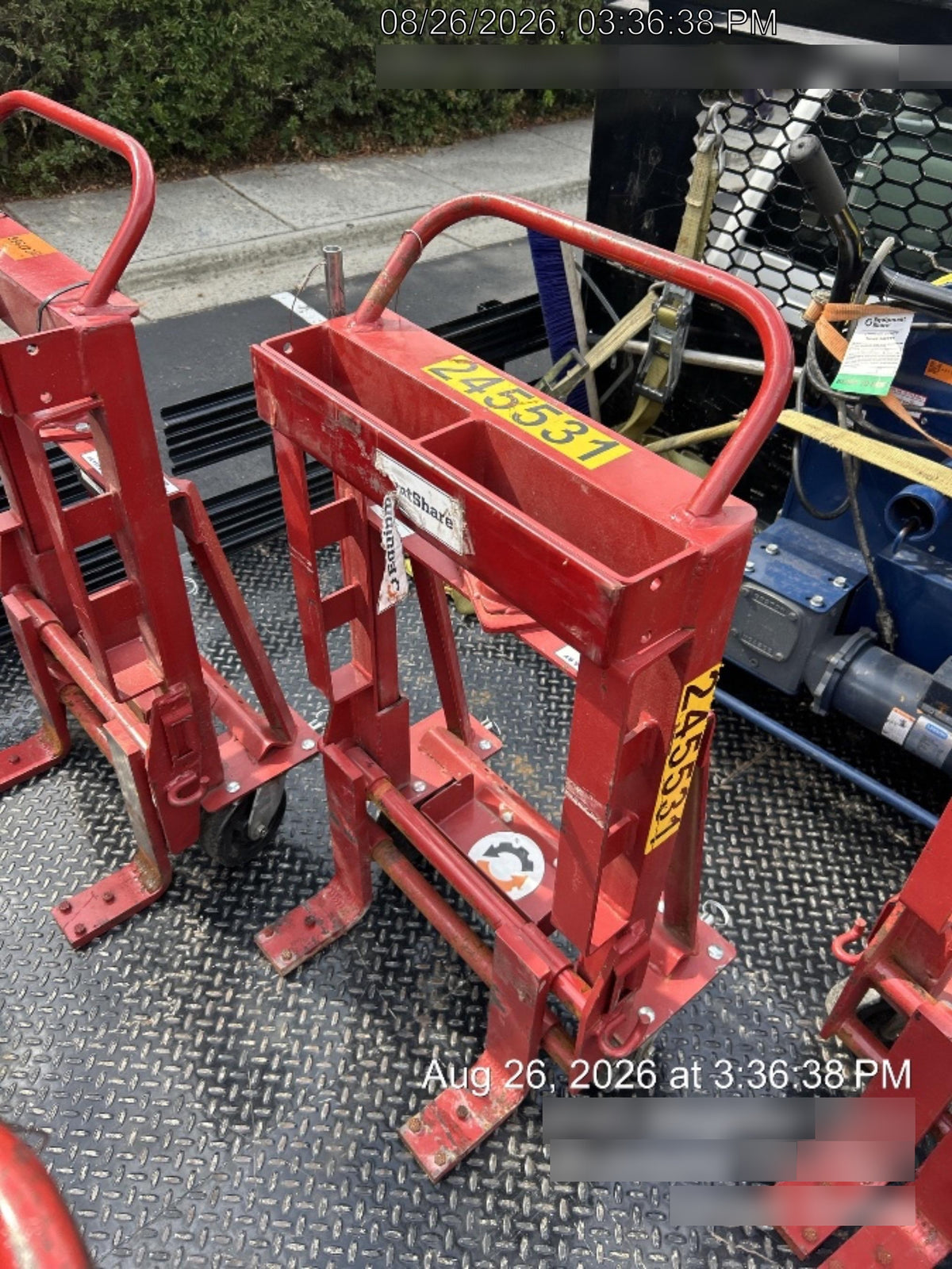 2022 ROL-A-LIFT M-6