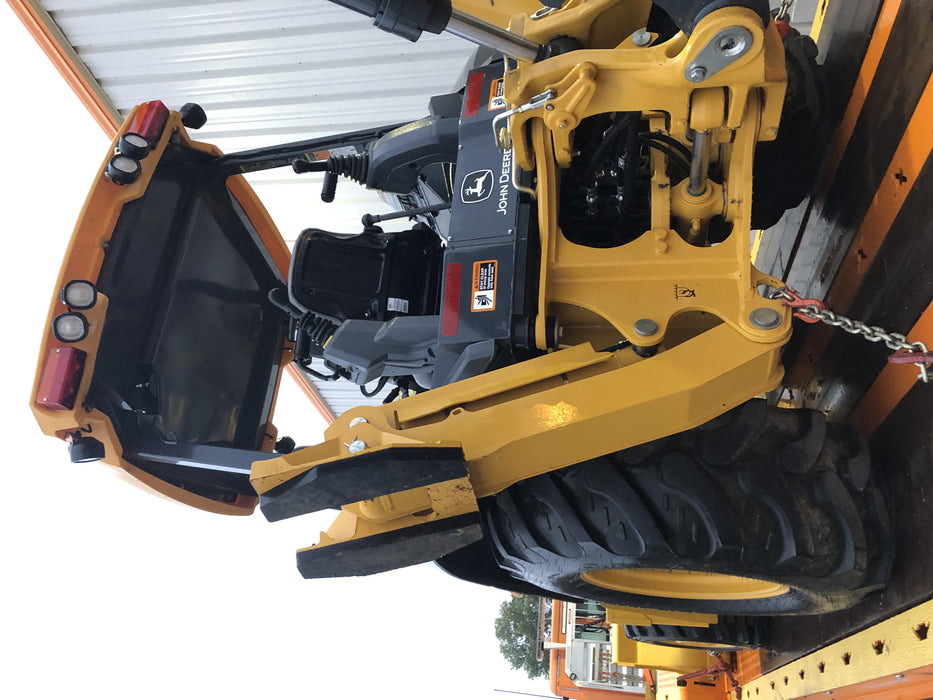 2019 John Deere 310LEP 4wd, Canopy, Standard dipper, ISO, Rear Auxiliary Hydraulics, Manual QC 12”, 18”, and 24” buckets