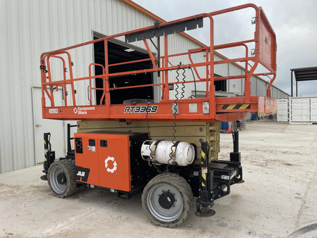2023 JLG RT3369