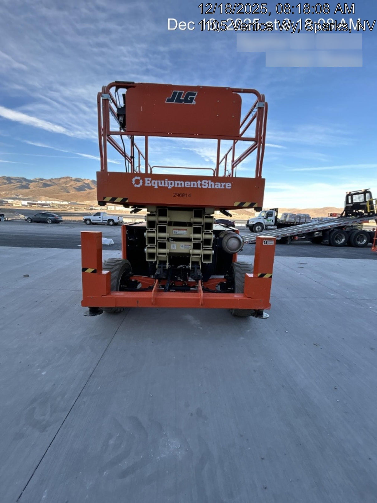 2023 JLG RT4394
