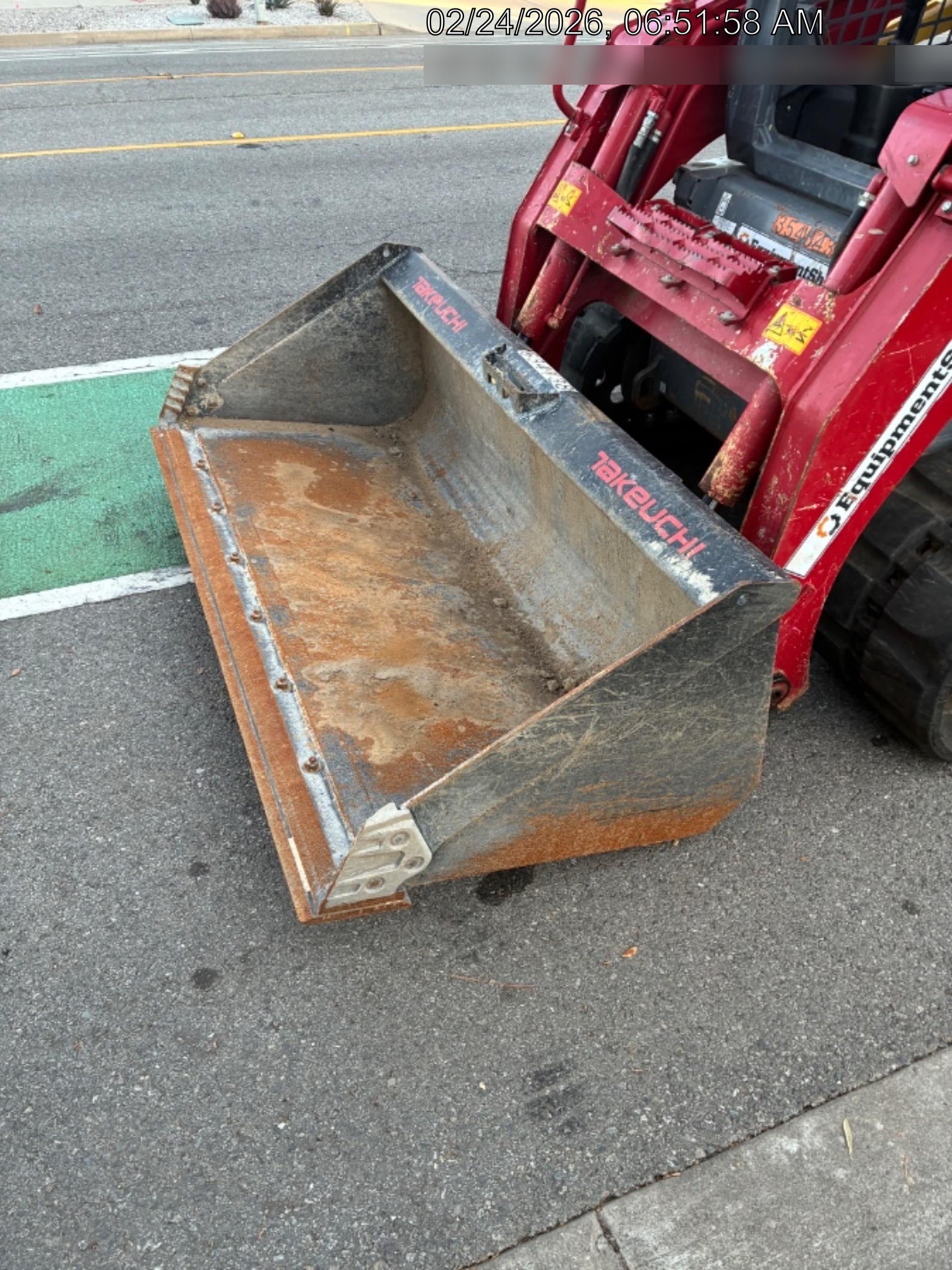 2025 TAKEUCHI 76" Smooth Bucket - Takeuchi