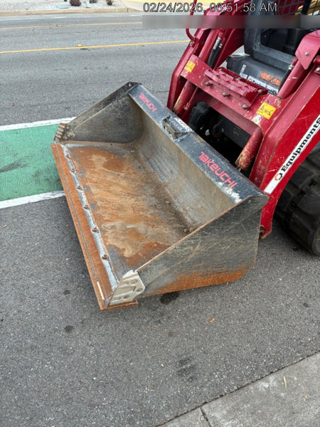 2025 TAKEUCHI 76" Smooth Bucket - Takeuchi