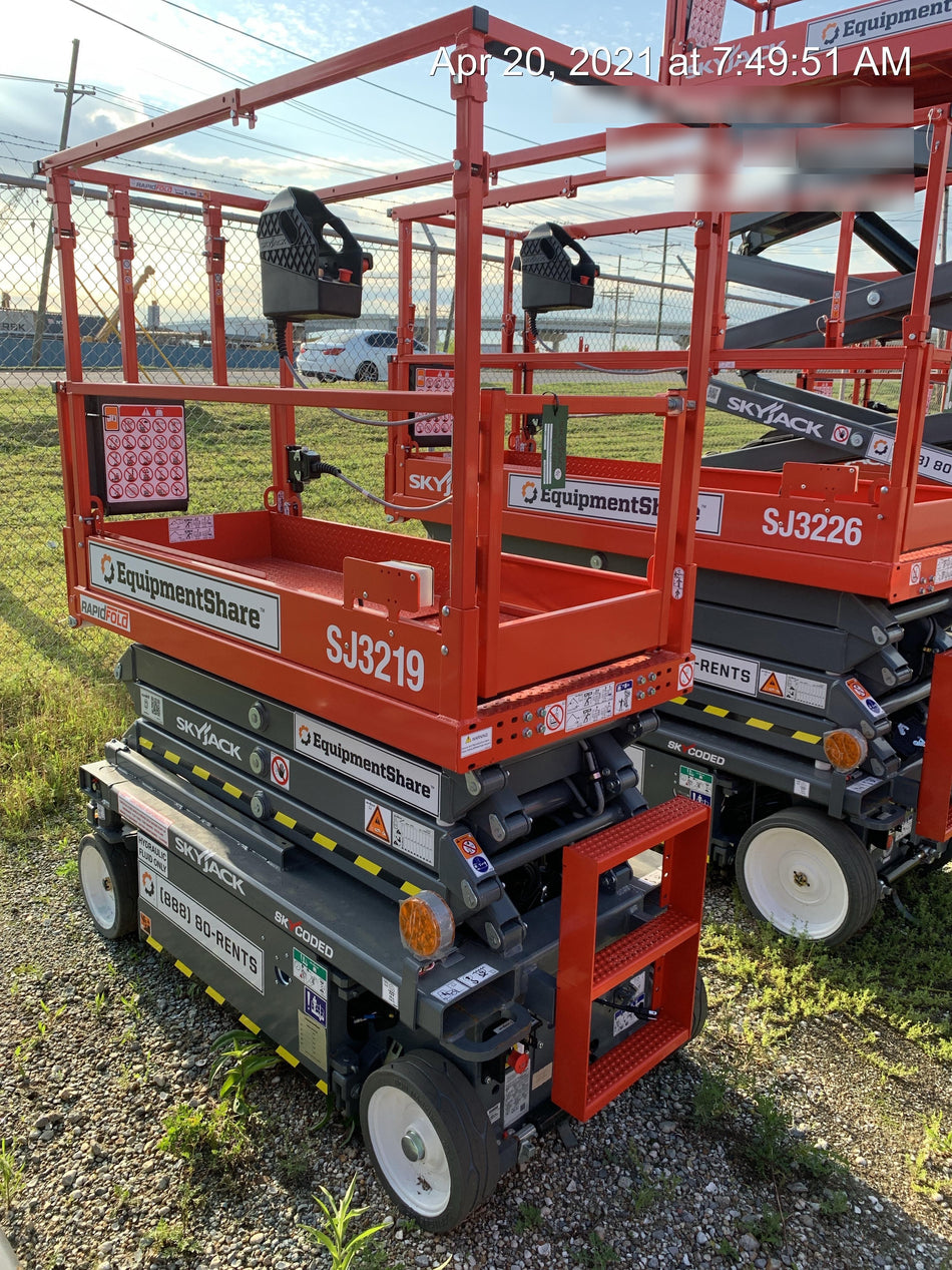 2021 SKYJACK SJ3219