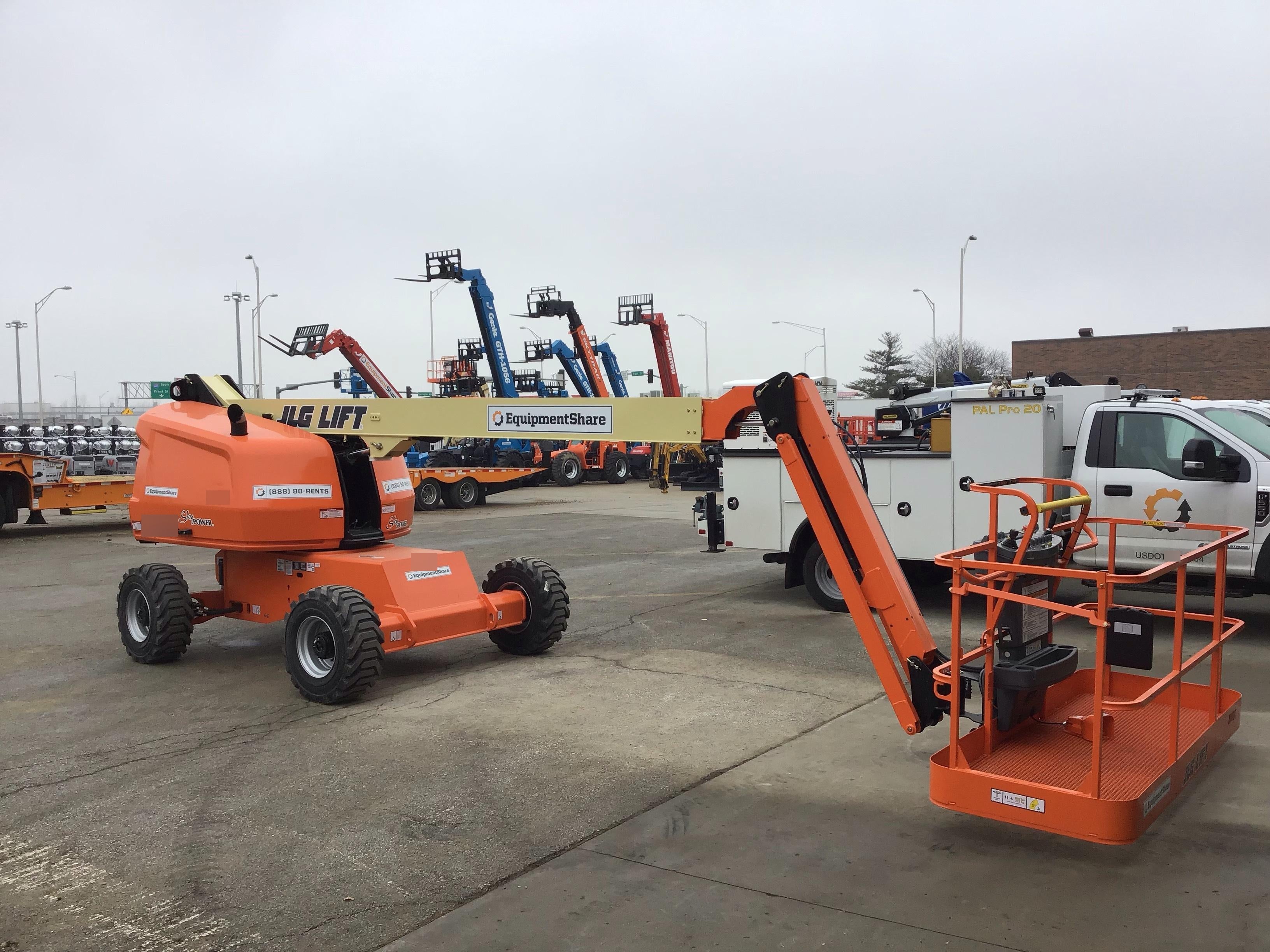2018 JLG 460SJ