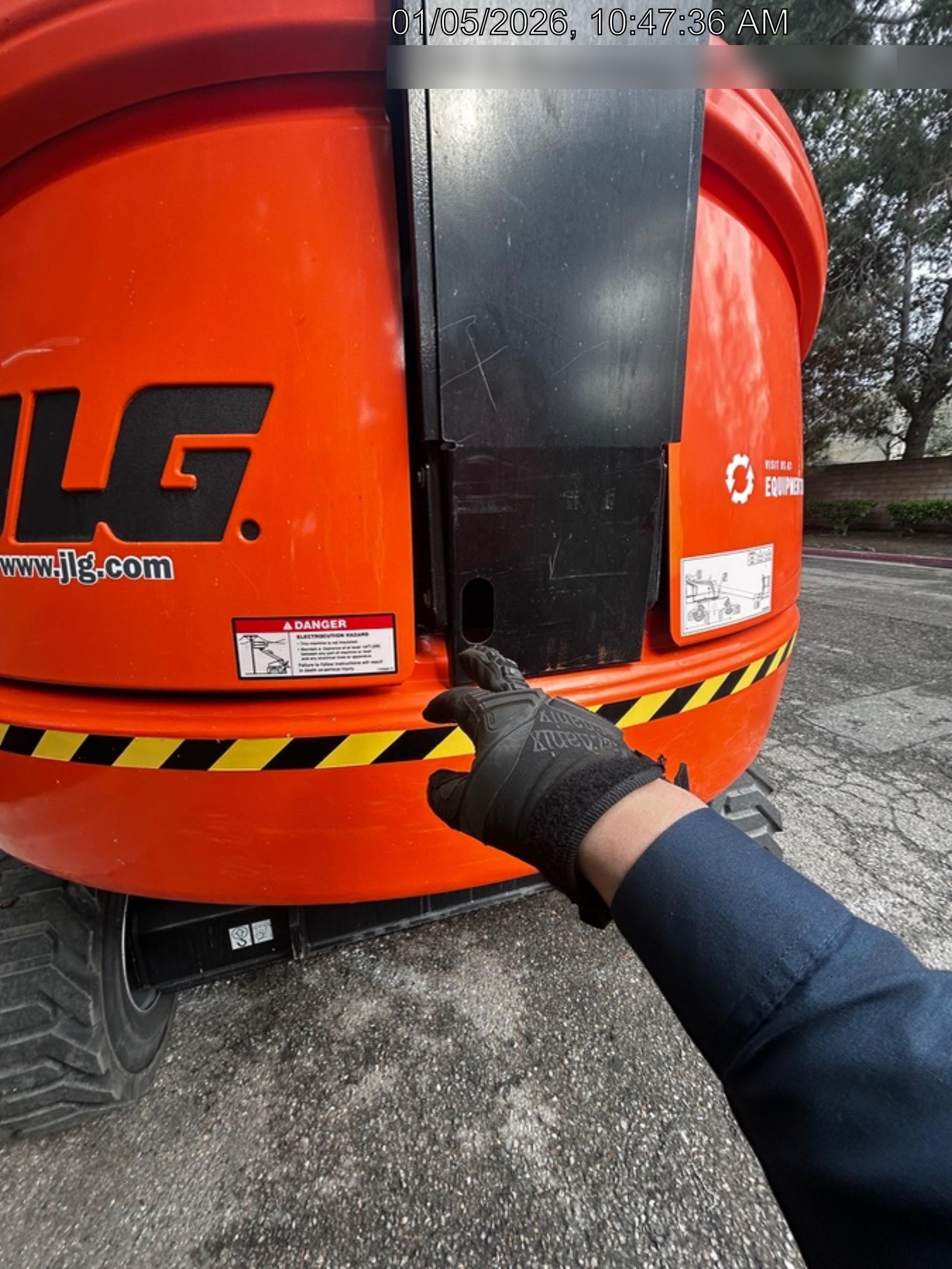 2024 JLG 460SJ