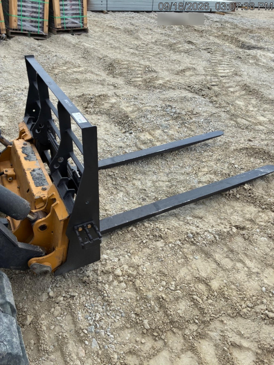2026 ARROW MATERIAL HANDLING 72" Pallet Forks - Arrow